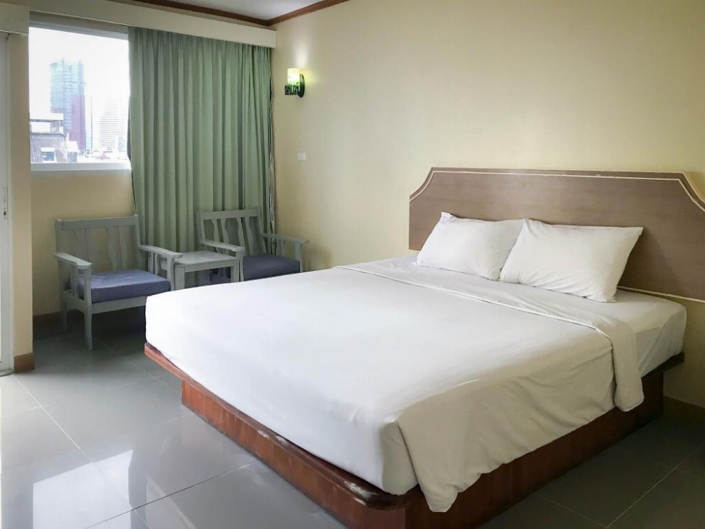 J Two S Pratunam Hotel Image 7
